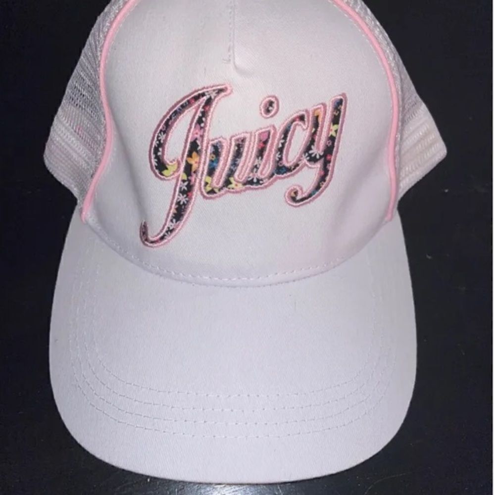Juicy Couture Women's White and Pink Hat NWT